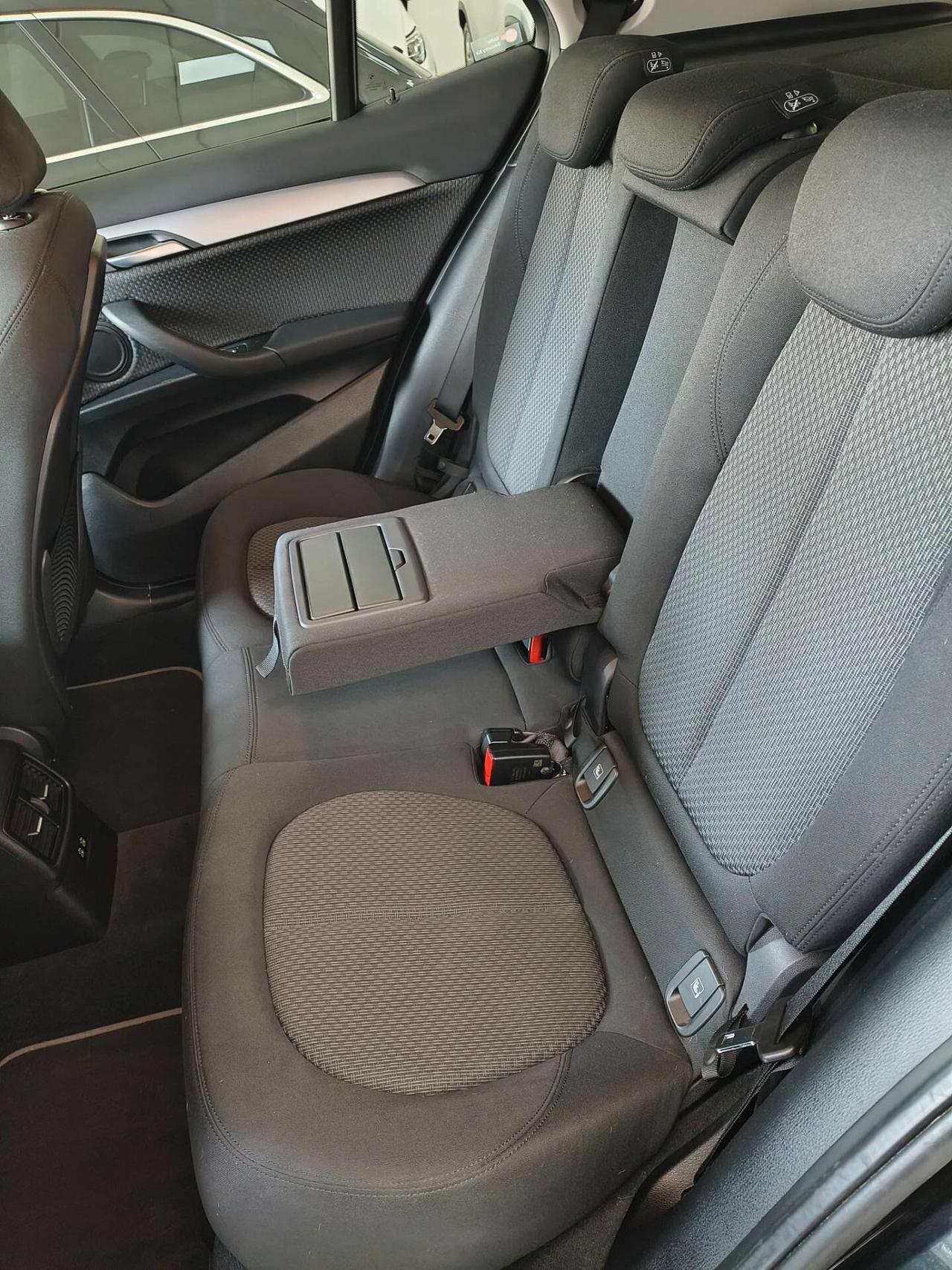 Bmw X2 xDrive18d Business-X