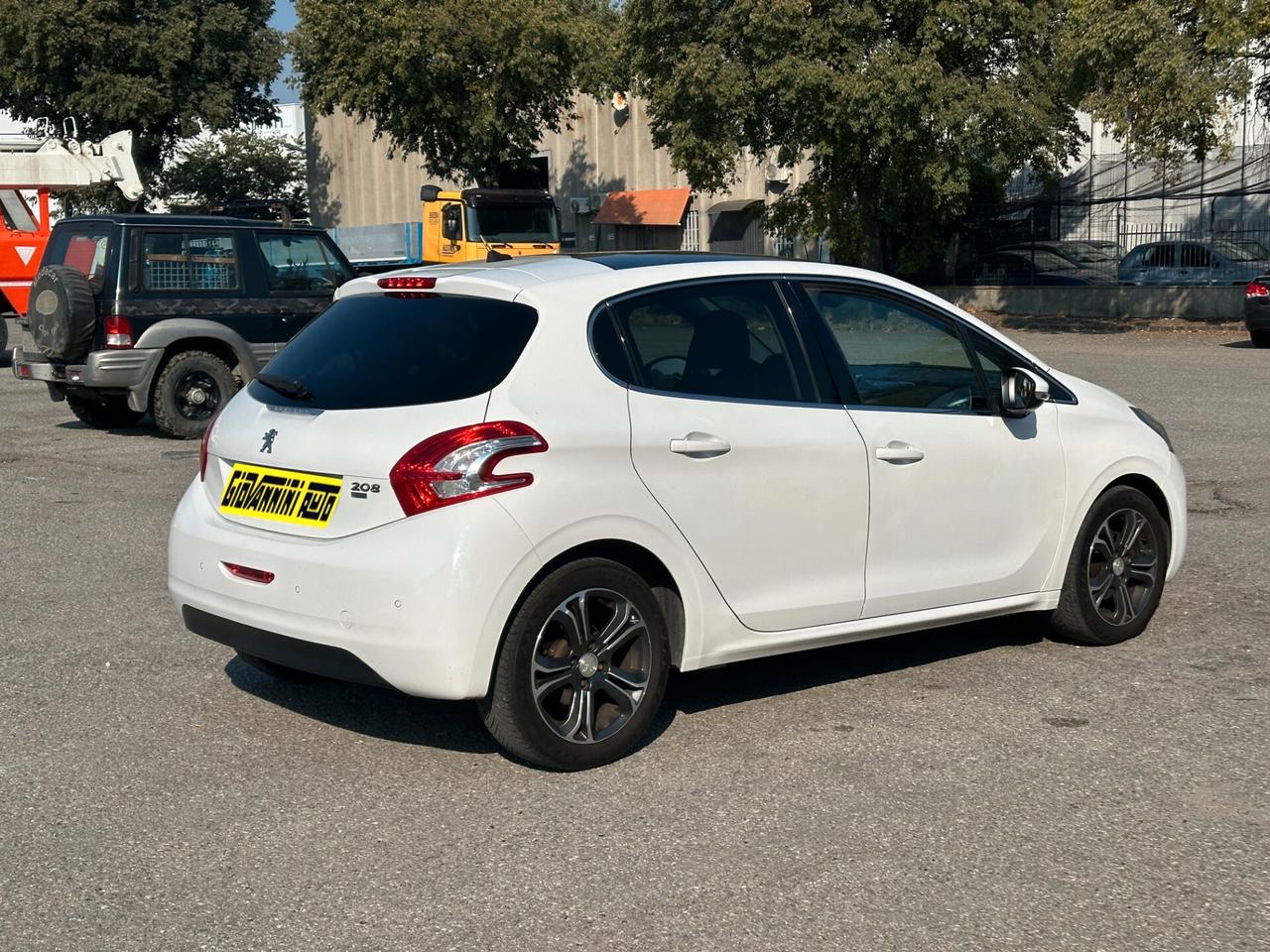 Peugeot 208 1.6 e-HDi 92 CV Stop&Start 5 porte Allure