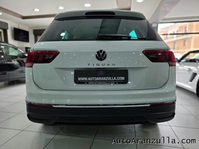 VOLKSWAGEN Tiguan 2.0 TDI 150CV SCR DSG Life - Fari Led