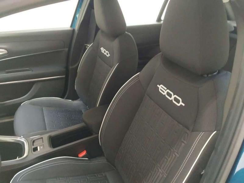 FIAT 600 1.2 hybrid Serie Speciale Icon 110cv auto