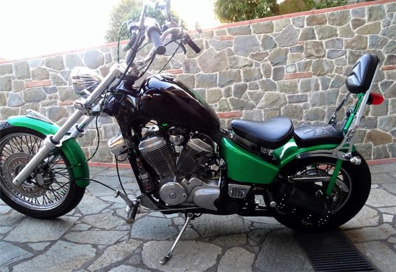 Honda Shadow CUSTOM ,4 marce doppi carburatori