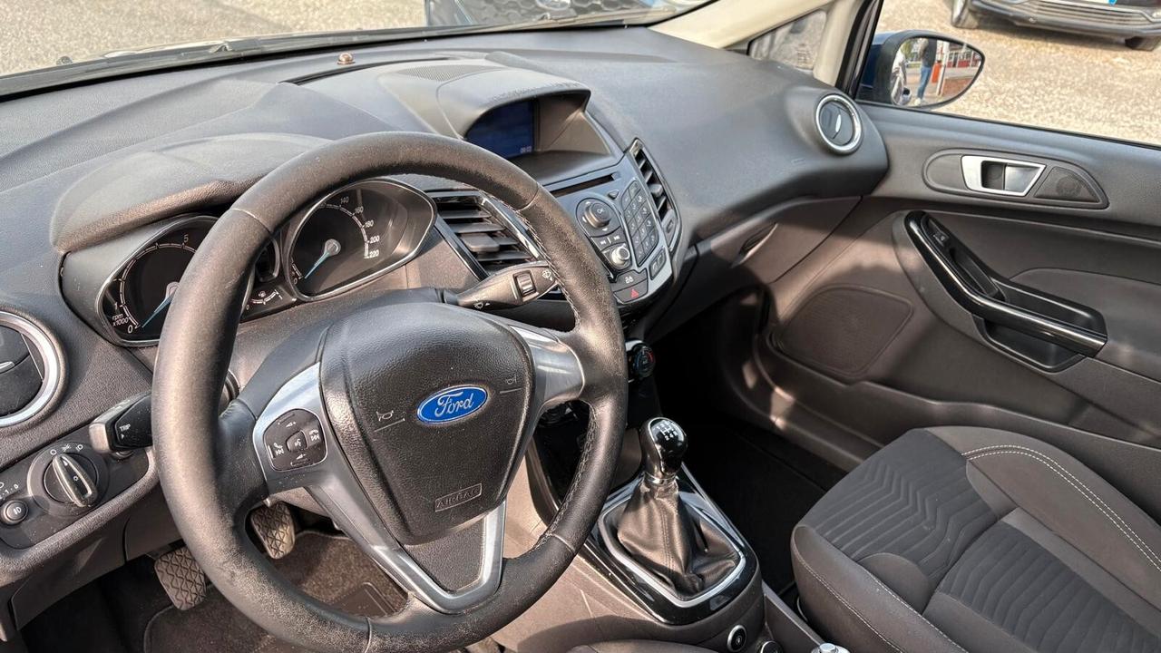 Ford Fiesta 1.4 5 porte Bz.- GPL