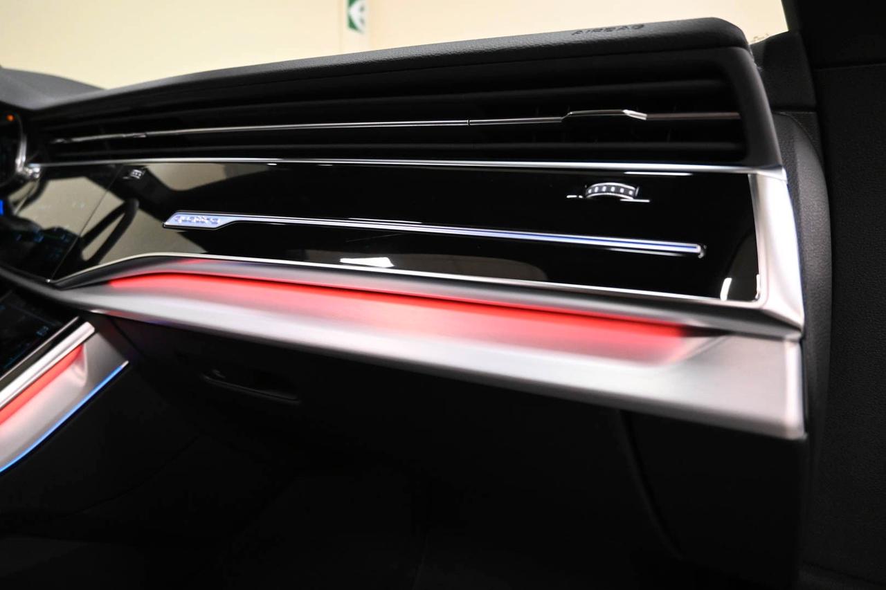 AUDI Q8 Q8 50 TDI 286 CV quattro tiptronic Sport