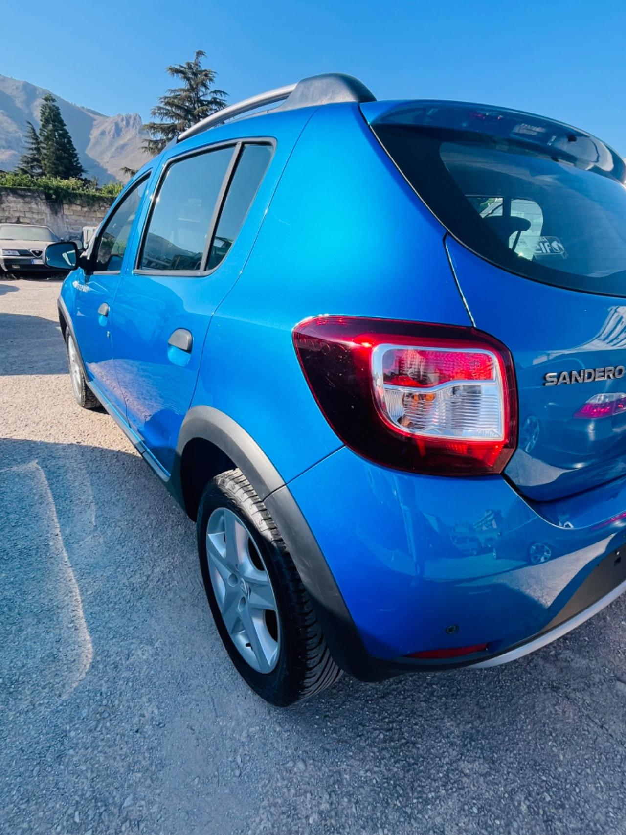 Dacia Sandero 1.5 dci 90cv stepway