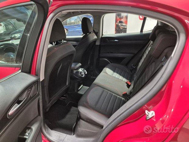 Alfa Romeo Stelvio 2.2 Turbodiesel 160 CV AT8 RWD