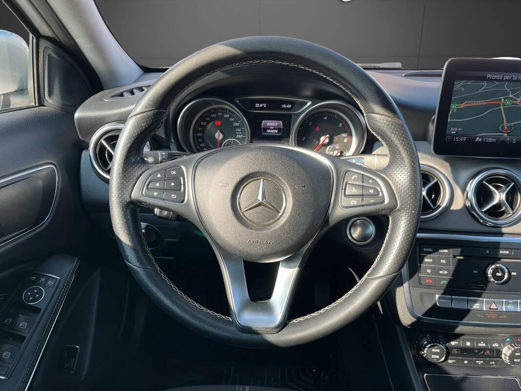 Mercedes Classe GLA 180 d Business