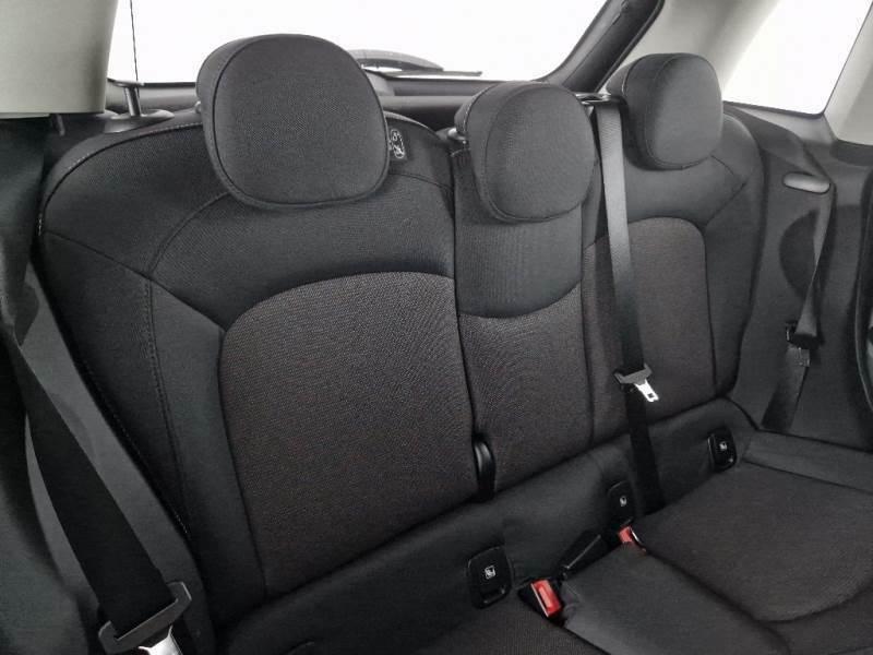 MINI COOPER CLASSIC AUTO 5 PORTE BERLINA