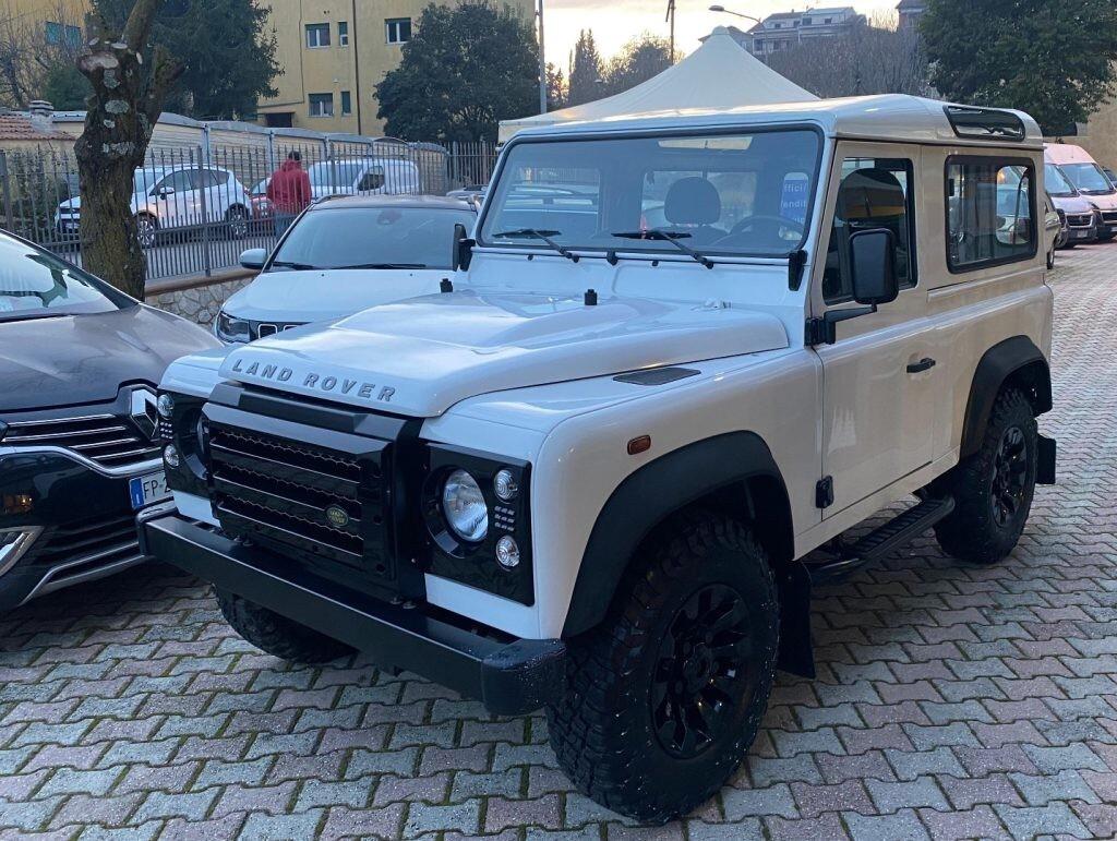 LAND ROVER Defender 90 2.2 TD4 4posti