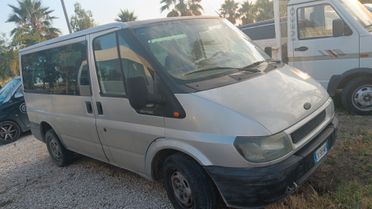 Bellissimo Ford transiti 9 Posti