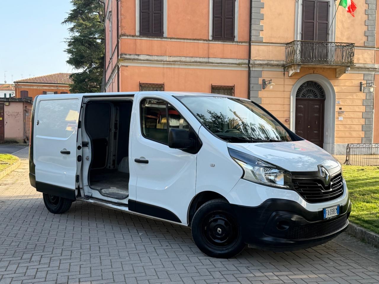 Renault Trafic 1.6dci 3posti passo lungo