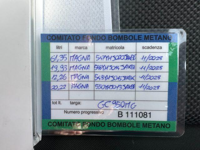 AUDI A4 Avant 40 g-tron S tronic Business Advanced