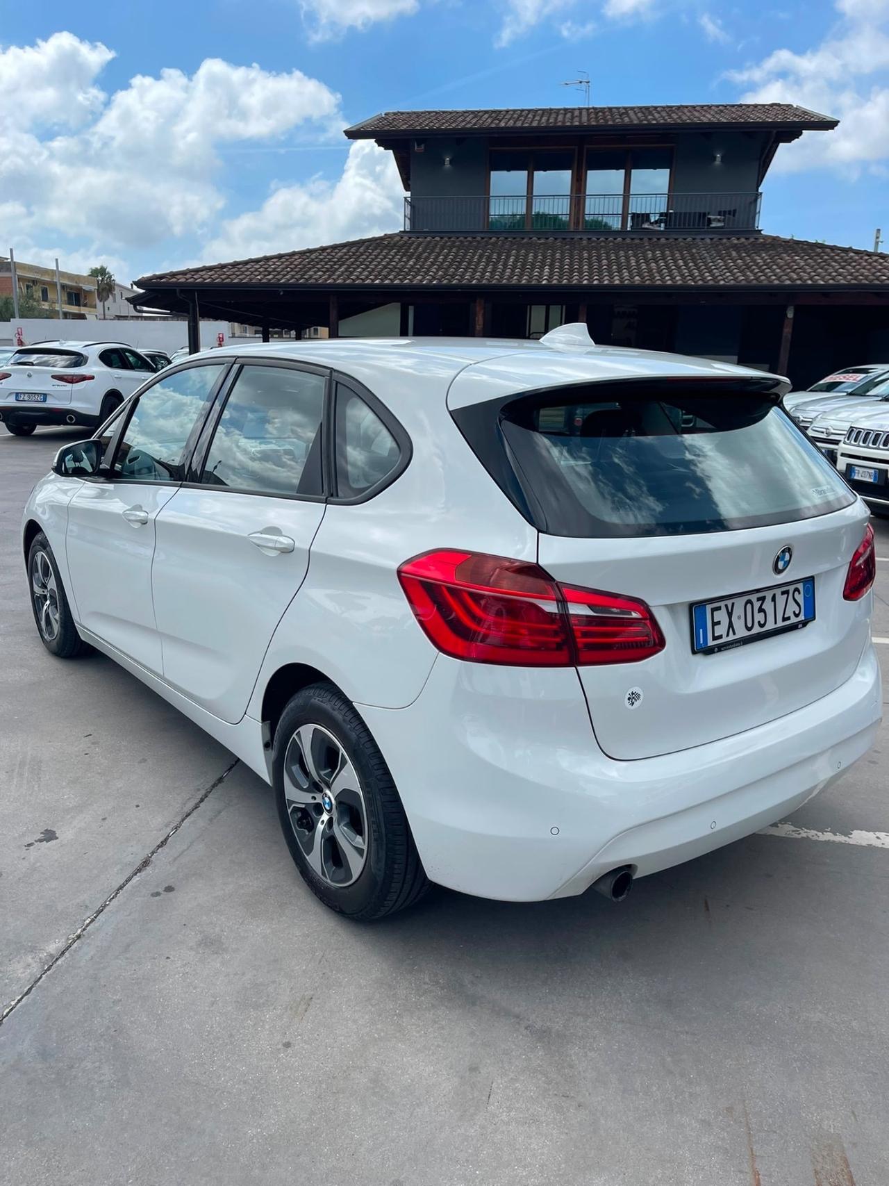Bmw Serie 2 gran tourer 1.5 Full optional