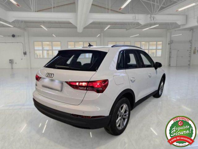AUDI Q3 35 TDI S tronic Business Advanced