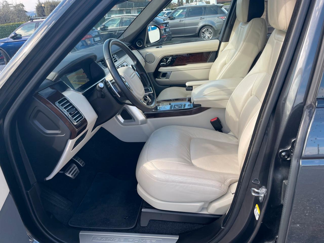 Land Rover Range Rover 3.0 TDV6 Autobiography