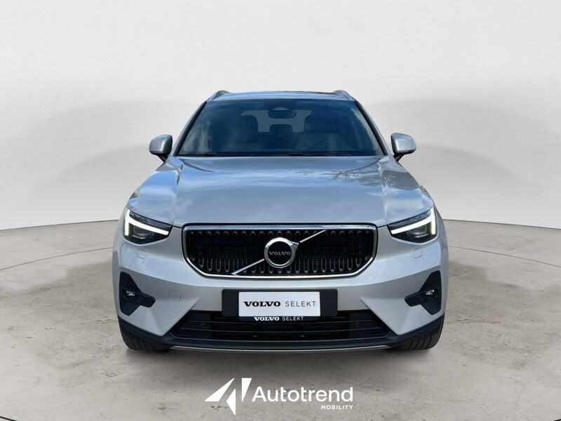 Volvo XC40 B3 163+14 CV Automatico LED Core