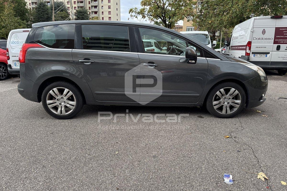 PEUGEOT 5008 2.0 HDi 150CV Business