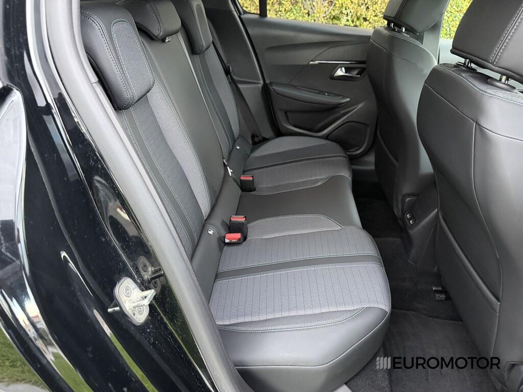 Peugeot 208 5 Porte 1.2 PureTech Allure Navi Pack