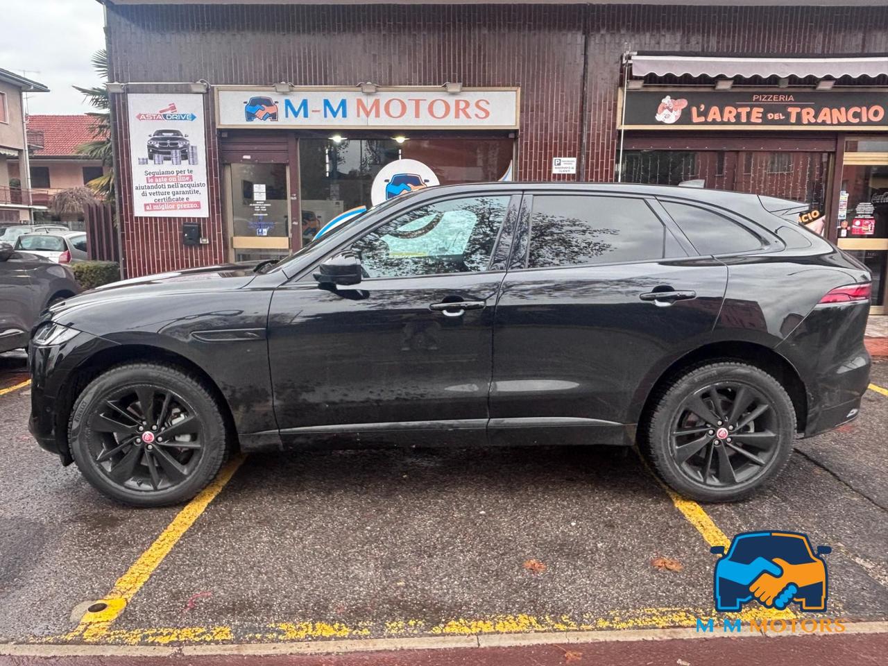 Jaguar F-Pace 2.0d i4 mhev R-Dynamic SE Greenstone awd 204cv auto