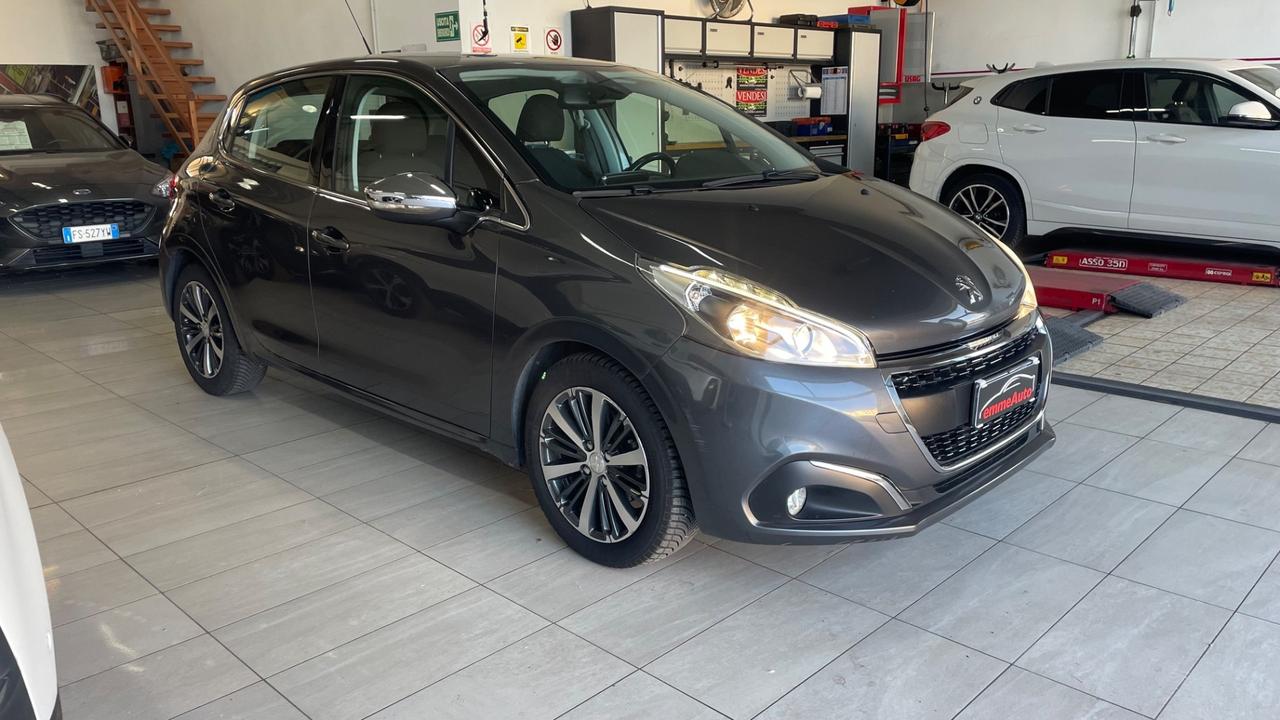 Peugeot 208 BlueHDi 75 5 porte Allure
