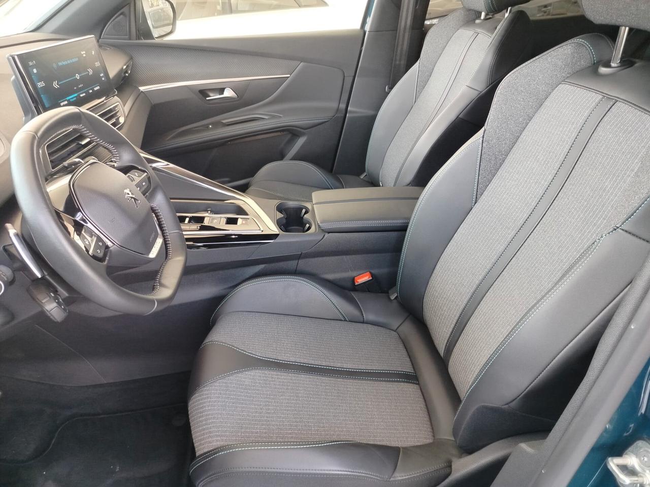 Peugeot 3008 BlueHDi 130 S&S EAT8 Allure Pack