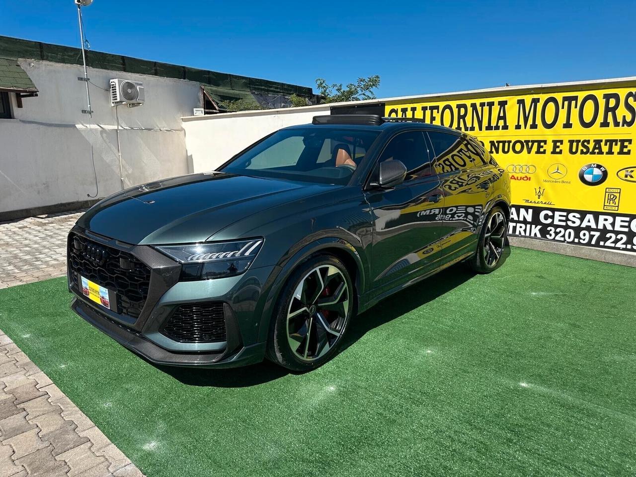 Audi Q8 RS TFSI V8 quattro tiptronic
