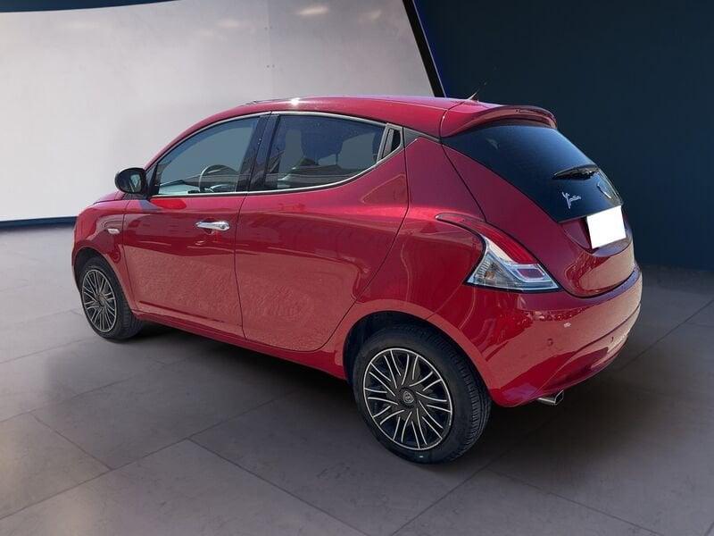 Lancia Ypsilon III 2015 1.2 Gold s&s 69cv my19