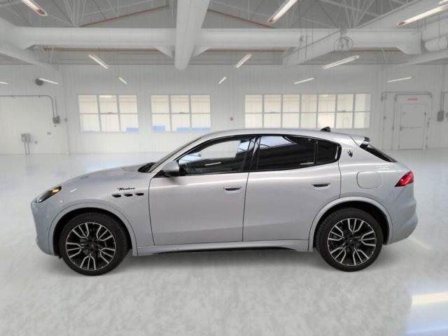 MASERATI Grecale MHEV MODENA Q4 AUTO SUV