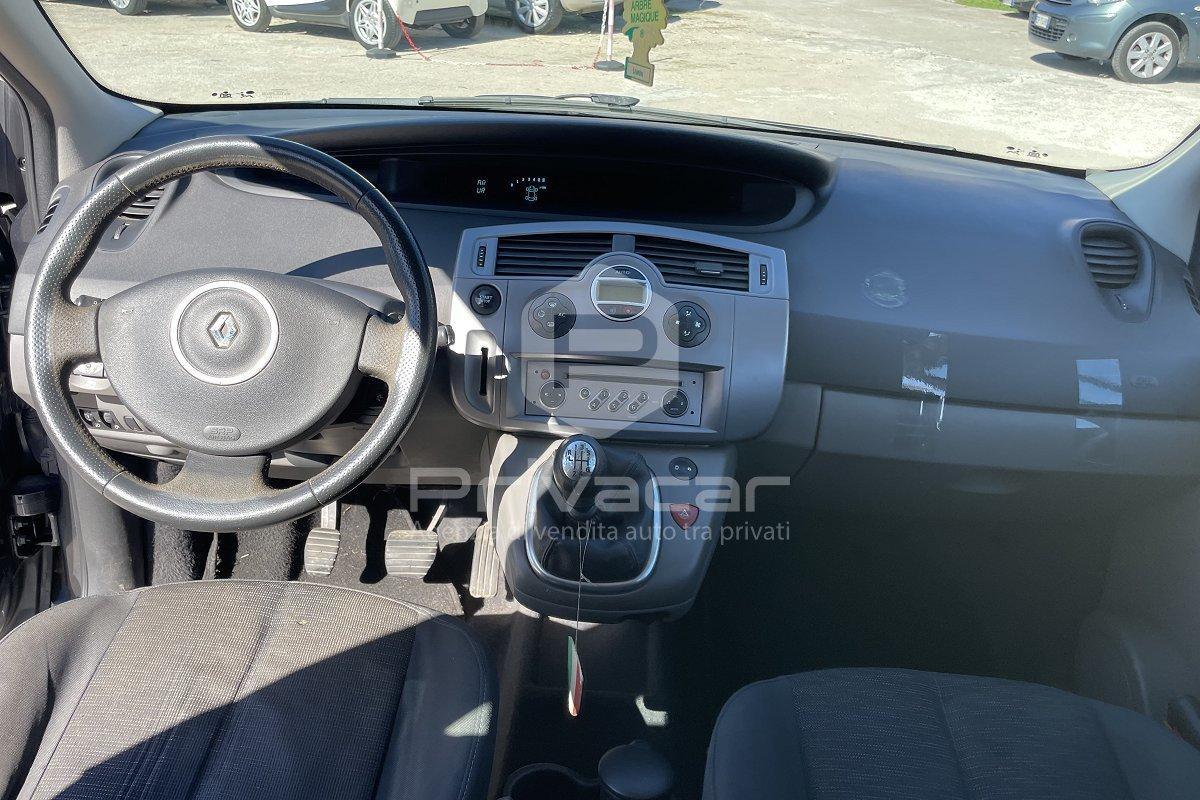 RENAULT Scénic 1.5 dCi/105CV Conquest