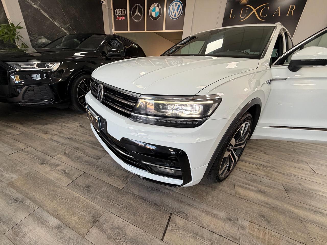 Volkswagen Tiguan 2.0 BiTDI SCR DSG 4MOTION Advanced R-Line BMT GANCIO TRAINO ELETTRICO