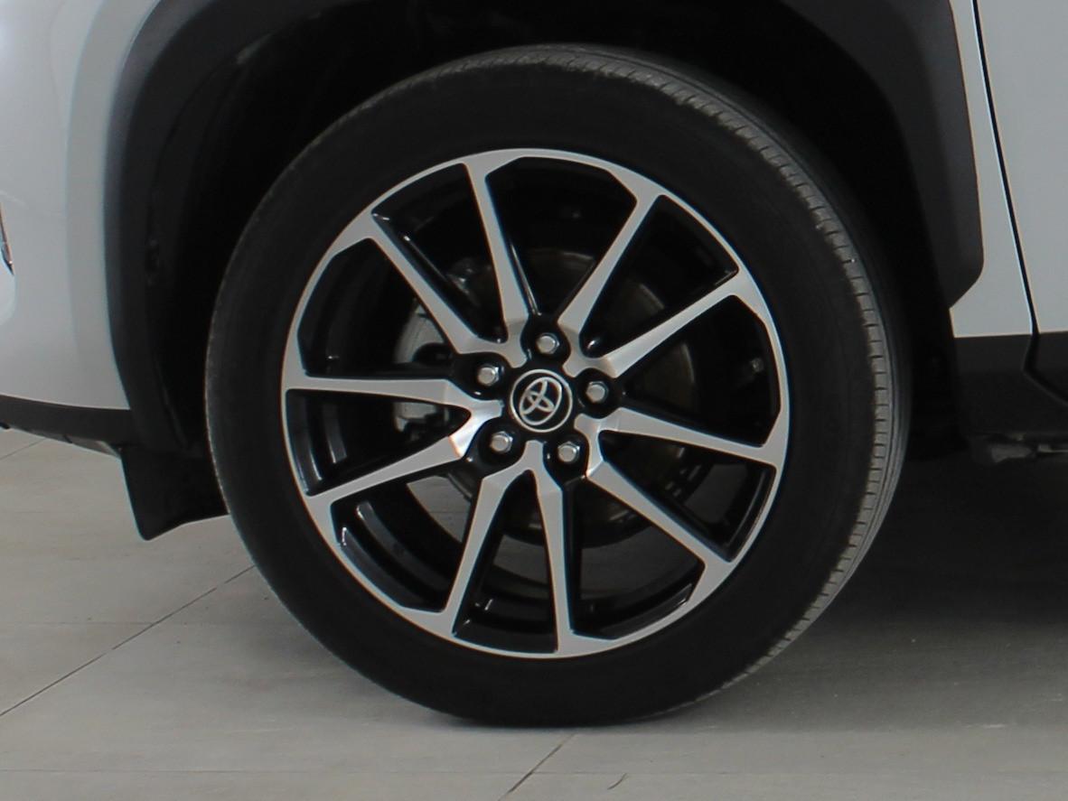 TOYOTA Yaris Cross 1.5 Hybrid 130 GR SPORT FWD e-CVT