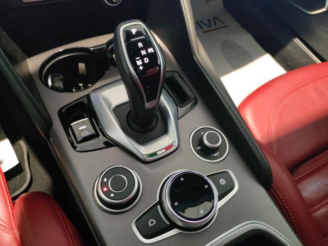 ALFA ROMEO Giulia 2.2 Turbodiesel 210 CV AT8 AWD Q4 Veloce