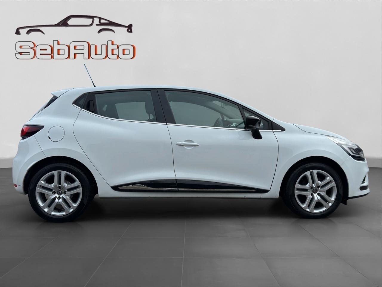 Renault Clio dCi 8V 75 CV 5 porte Moschino Zen ( IVA A PARTE )