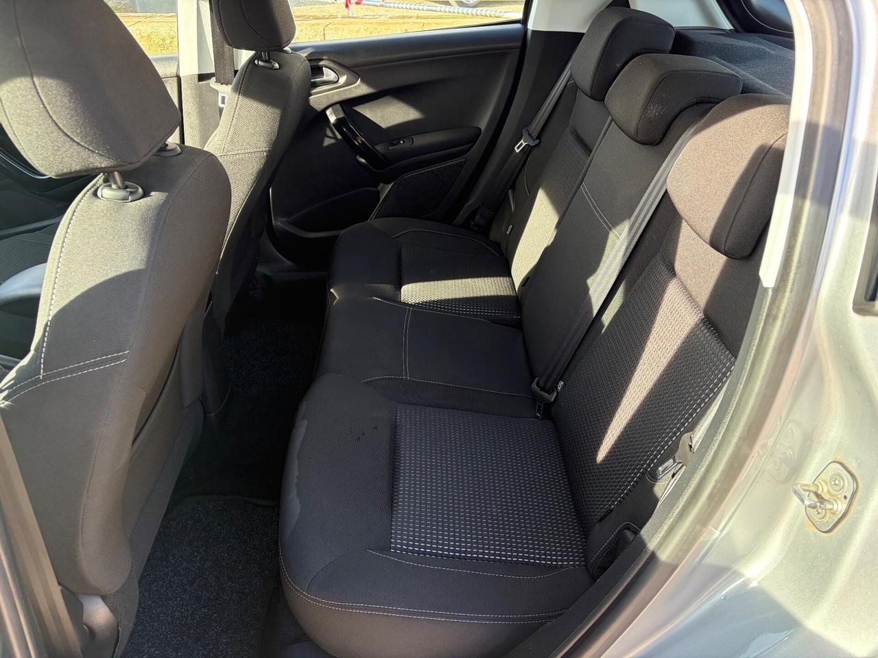 Peugeot 208 BlueHDi 100 S&S 5 porte GT Line