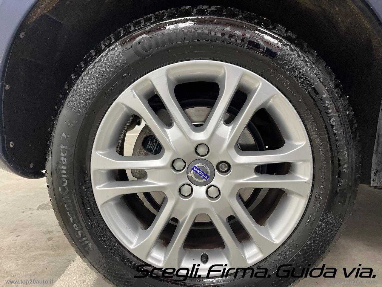 VOLVO XC60 D4 Summum|TETTO APRIBILE|PELLE|SEDILI RISC.