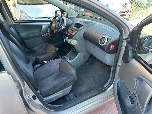 Toyota Aygo 1.0 12V VVT-i 5 porte, BELLISSIMA OK NEOPATENTATI!!