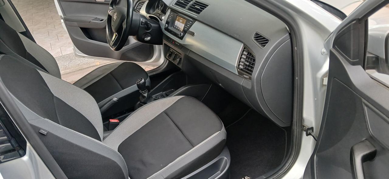 Skoda Fabia 1.0 benzina neopatentati