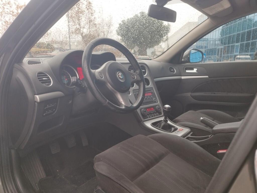 Alfa Romeo 159 1.9 JTDm 16V Sportwagon Progression