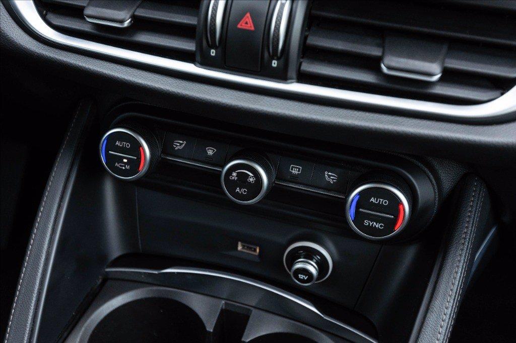 ALFA ROMEO Stelvio 2.2 t Business rwd 190cv auto my19 del 2018