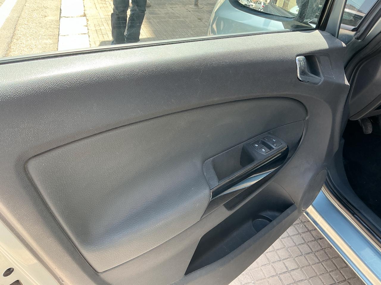 Opel Corsa 1.2 5 porte Edition