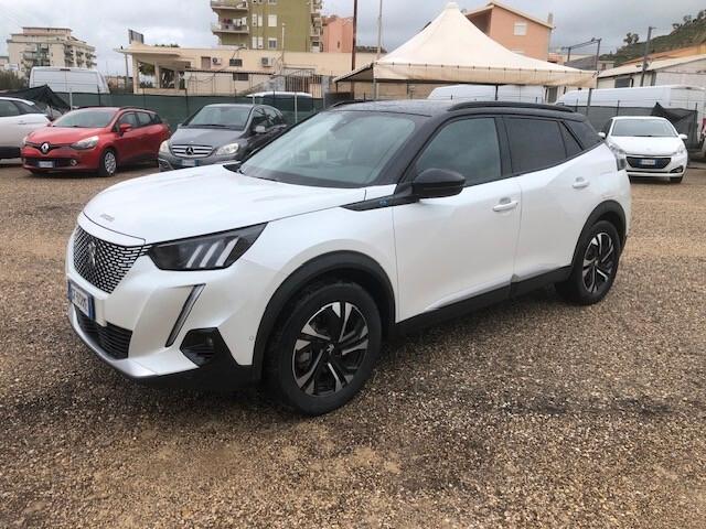 Peugeot 2008 motore elettrico 136 CV GT Pack