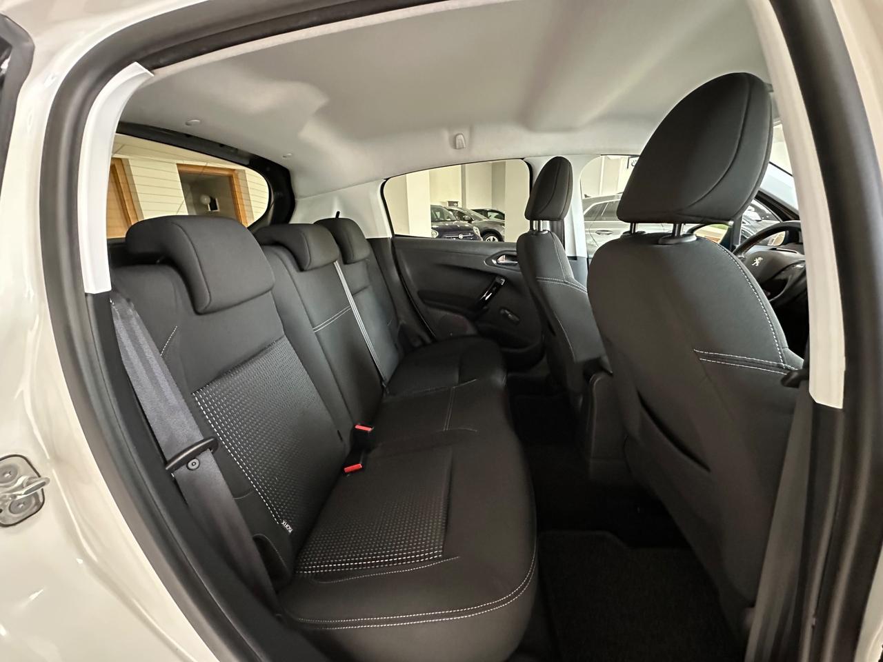 Peugeot 208 PureTech Turbo 110 S&S 5 porte GT Line