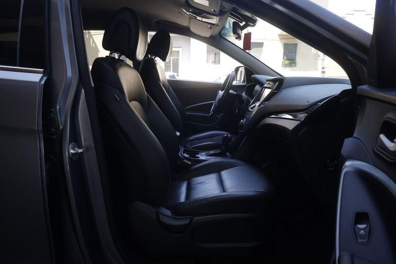 Hyundai Santa Fe Hyundai Santa Fe 2.2 CRDi 4WD A/T 197 cv Comfort Plus Unicoproprietario