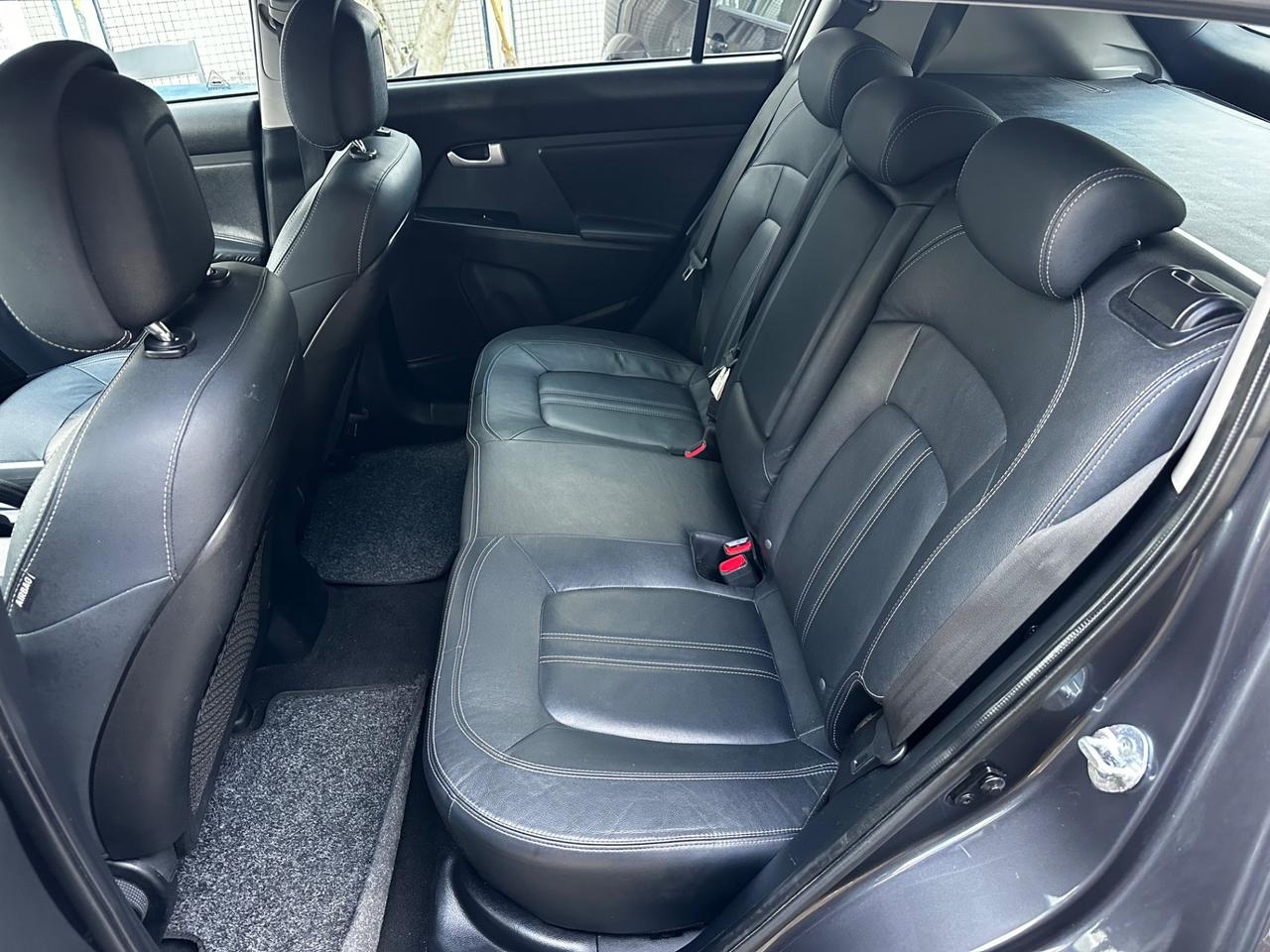 KIA SPORTAGE 1.7 CRDI VGT 2WD high tech 2016