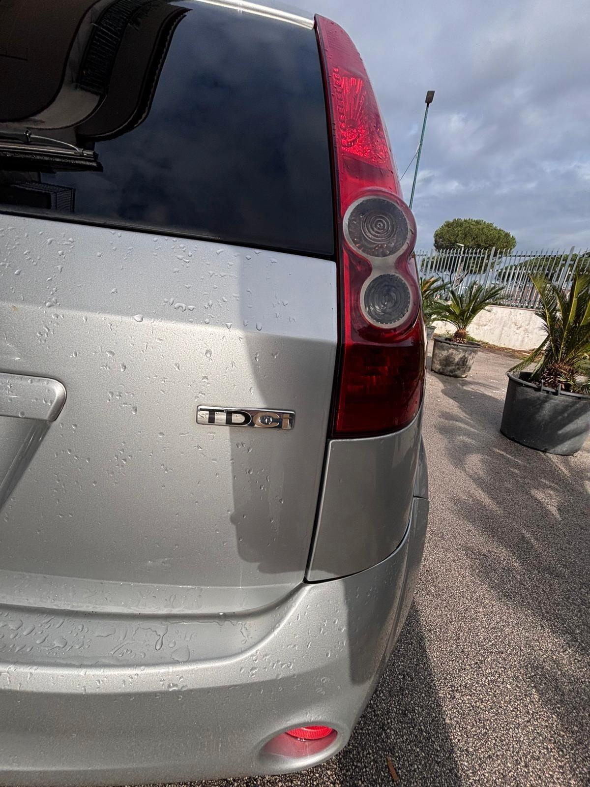 Ford Fiesta 1.4 TDCi 5p. Ghia