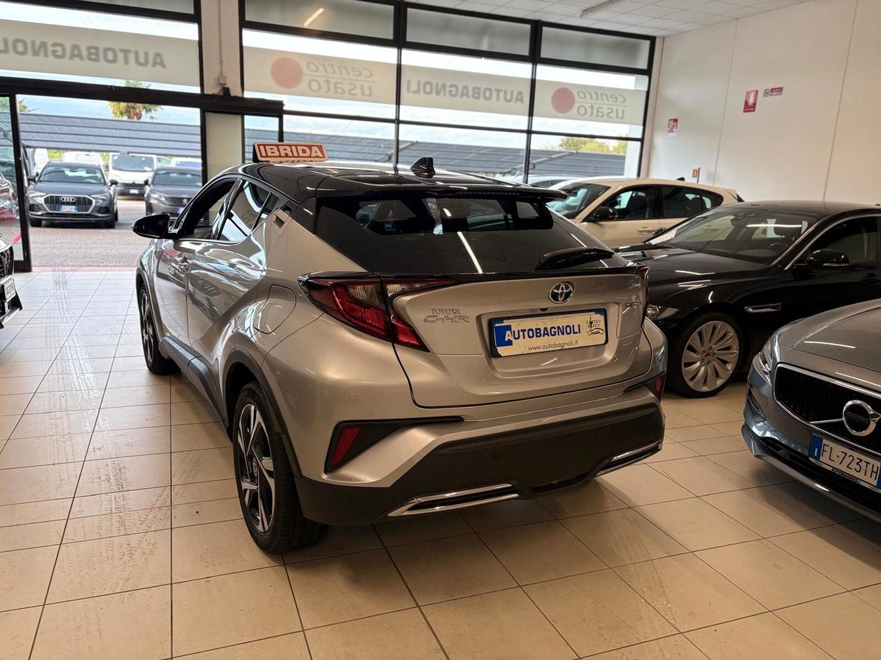 Toyota C-HR TREND 2.0 Hybrid E-CVT 26000 KM