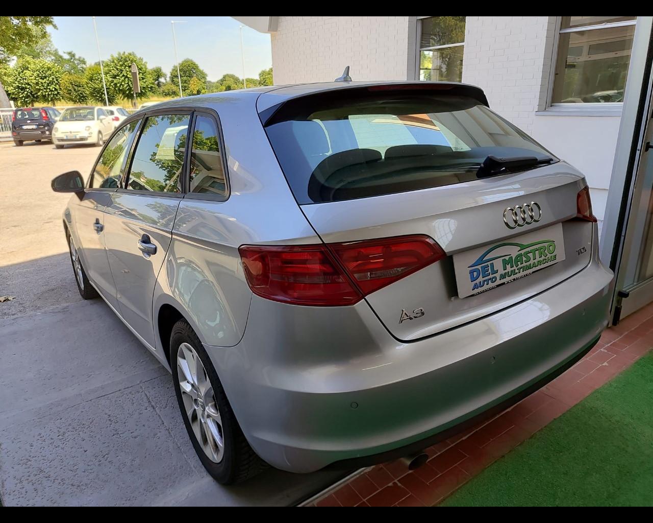AUDI A3 SPB 1.6 TDI clean diesel Attraction