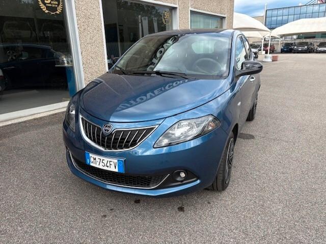 Lancia Ypsilon 1.0 FireFly 5 porte S&S Hybrid Gold Plus