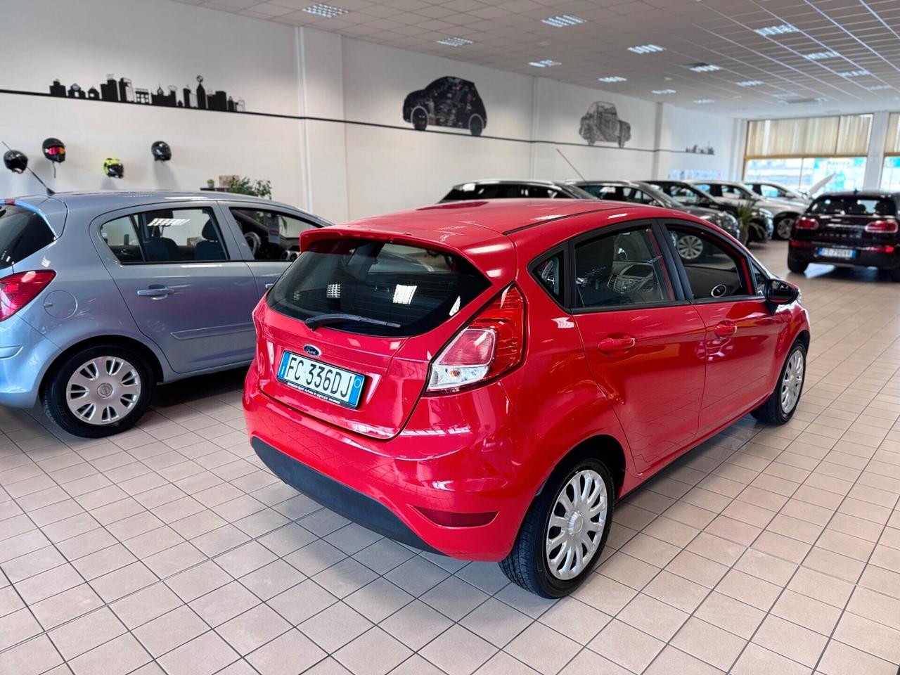 Ford Fiesta 1.5 TDCi 75CV 5 porte Business