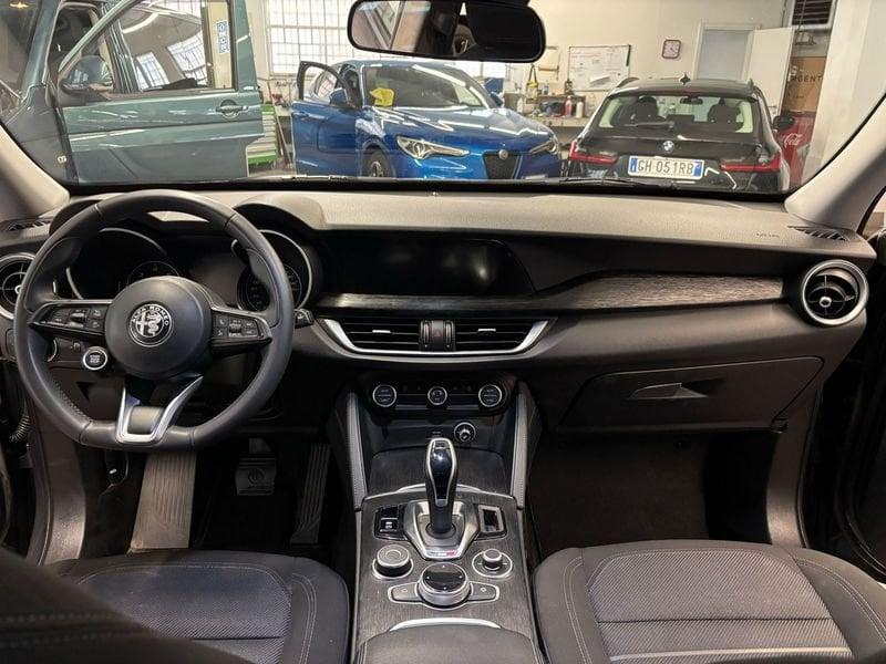 Alfa Romeo Stelvio 2.2 Turbodiesel 160 CV AT8 RWD Super AUTOCARRO