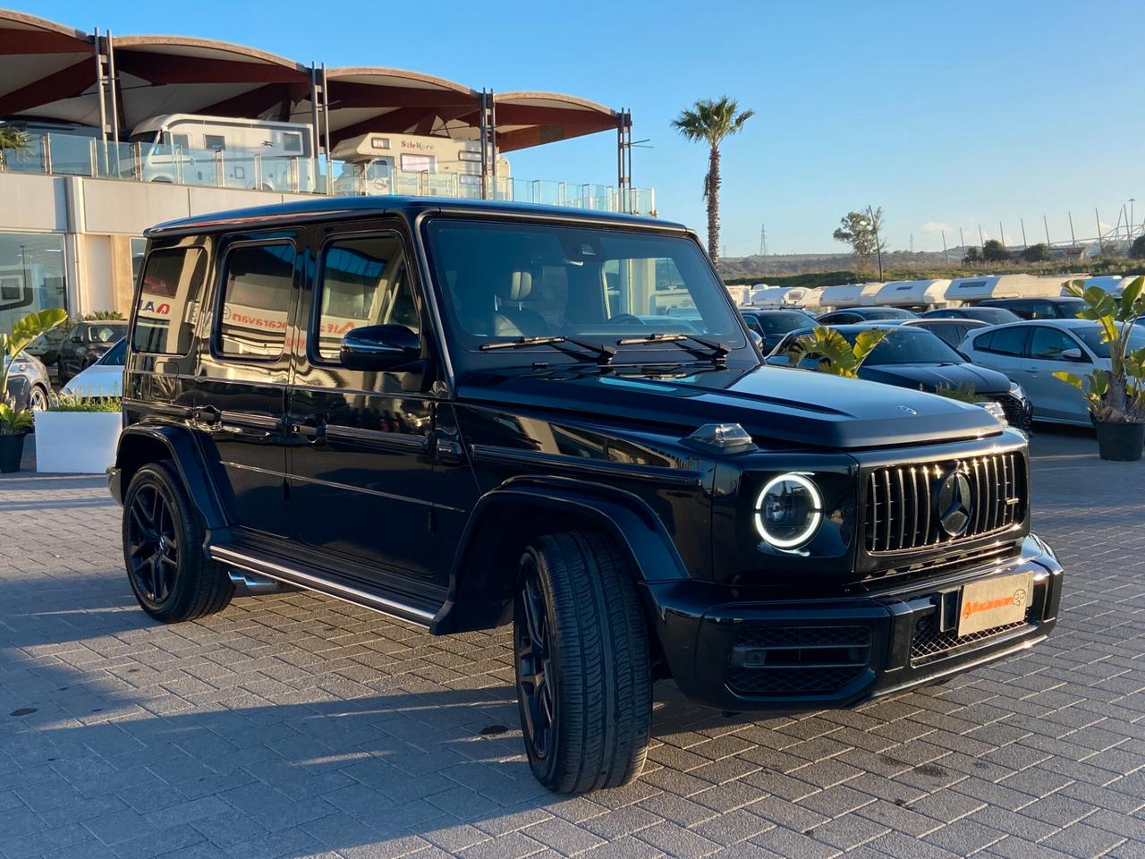 Mercedes-Benz G 63 AMG Premium 585cv auto